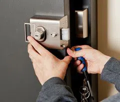 City Locksmith Store Montrose, CA 818-485-6058 - 1-Locksmiths