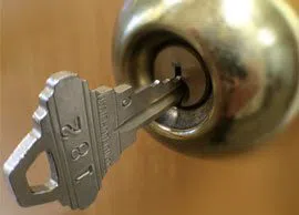City Locksmith Store Montrose, CA 818-485-6058 - 2-Lock-And-Key